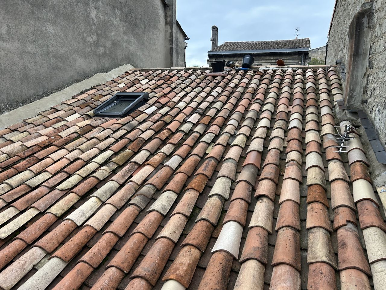 Nettoyage toiture à Bordeaux après